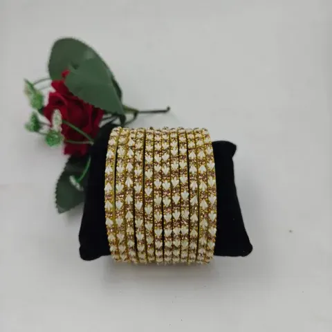 Glass Bangles by Navika Bangles